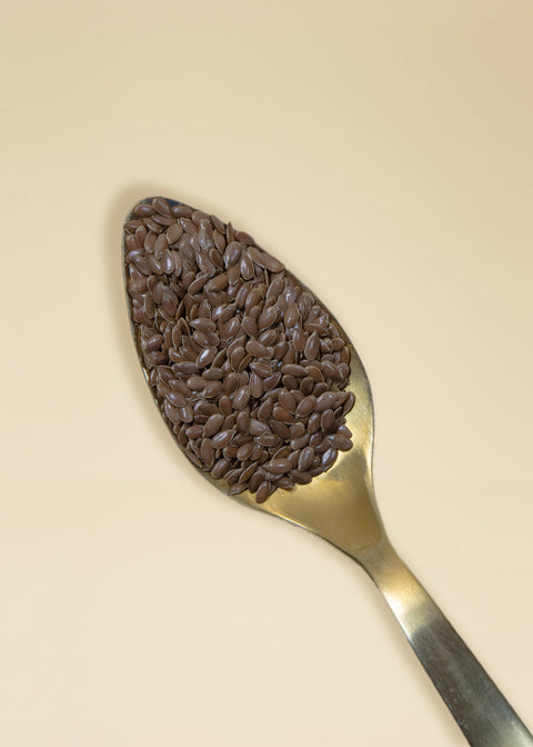 Brown flax seeds rich in omega-3 and fiber